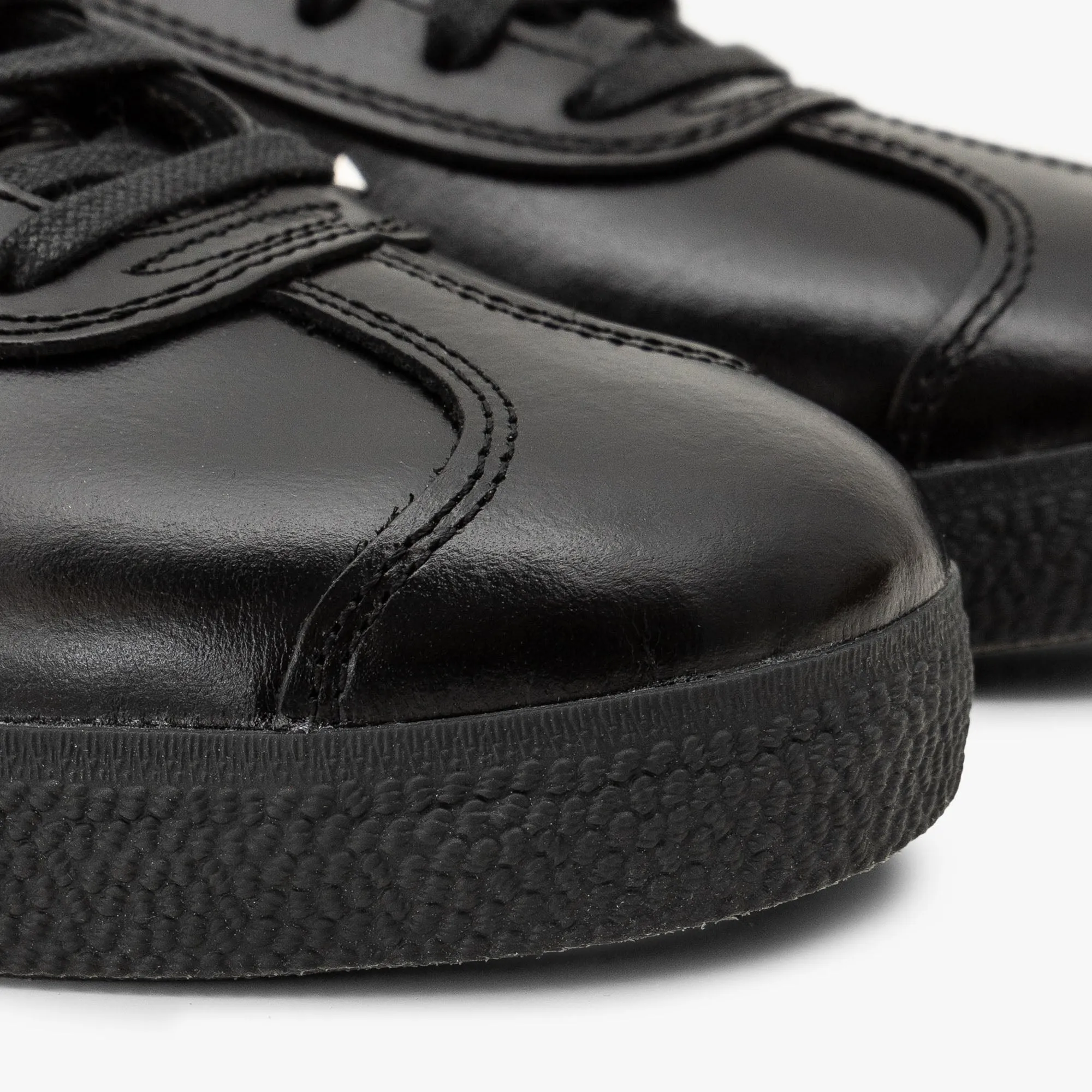 adidas Originals x Dime Gazelle ADV / Core Black / Silver Metallic - Carbon