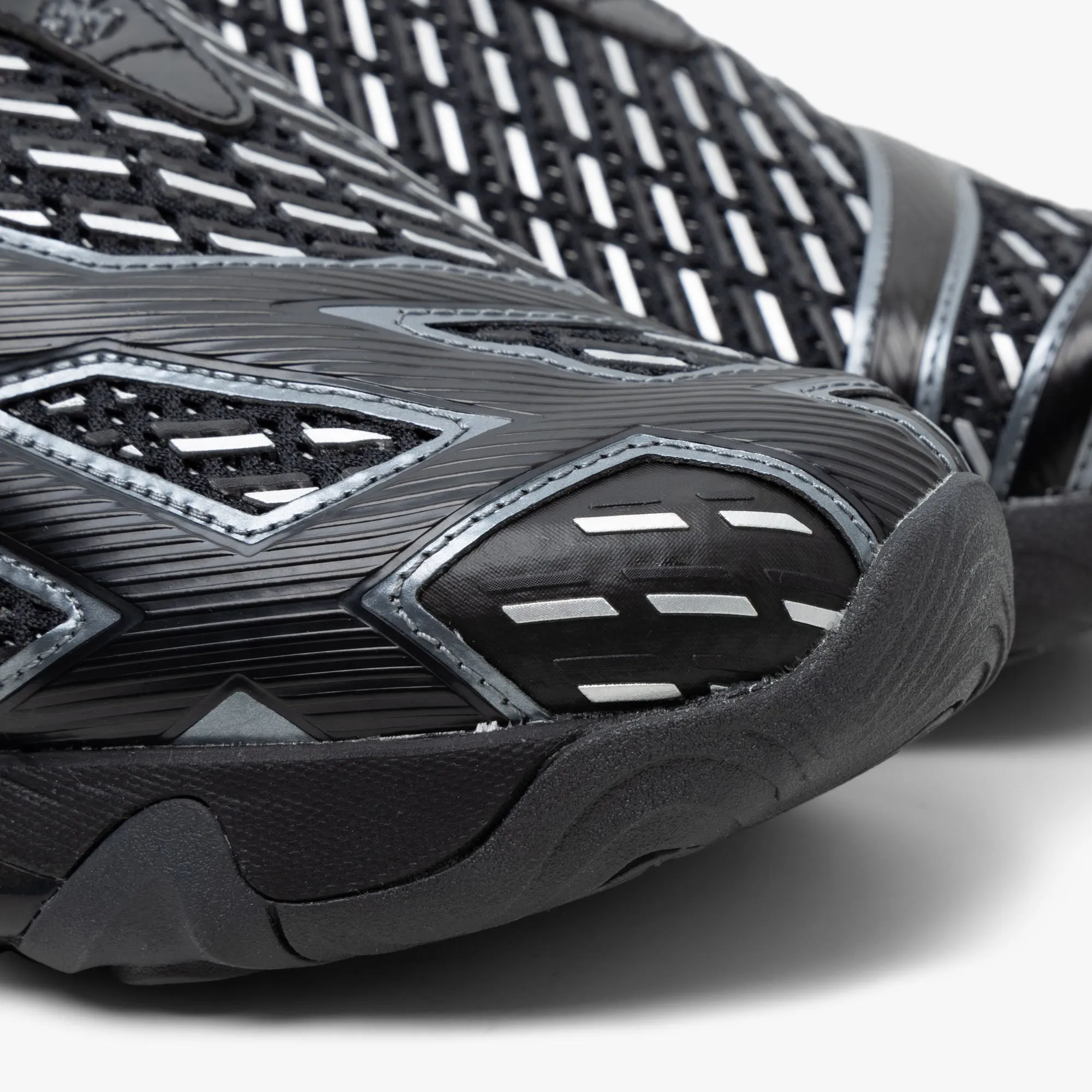 ASICS GEL-STYRAX Obsidian Black / Pure Silver