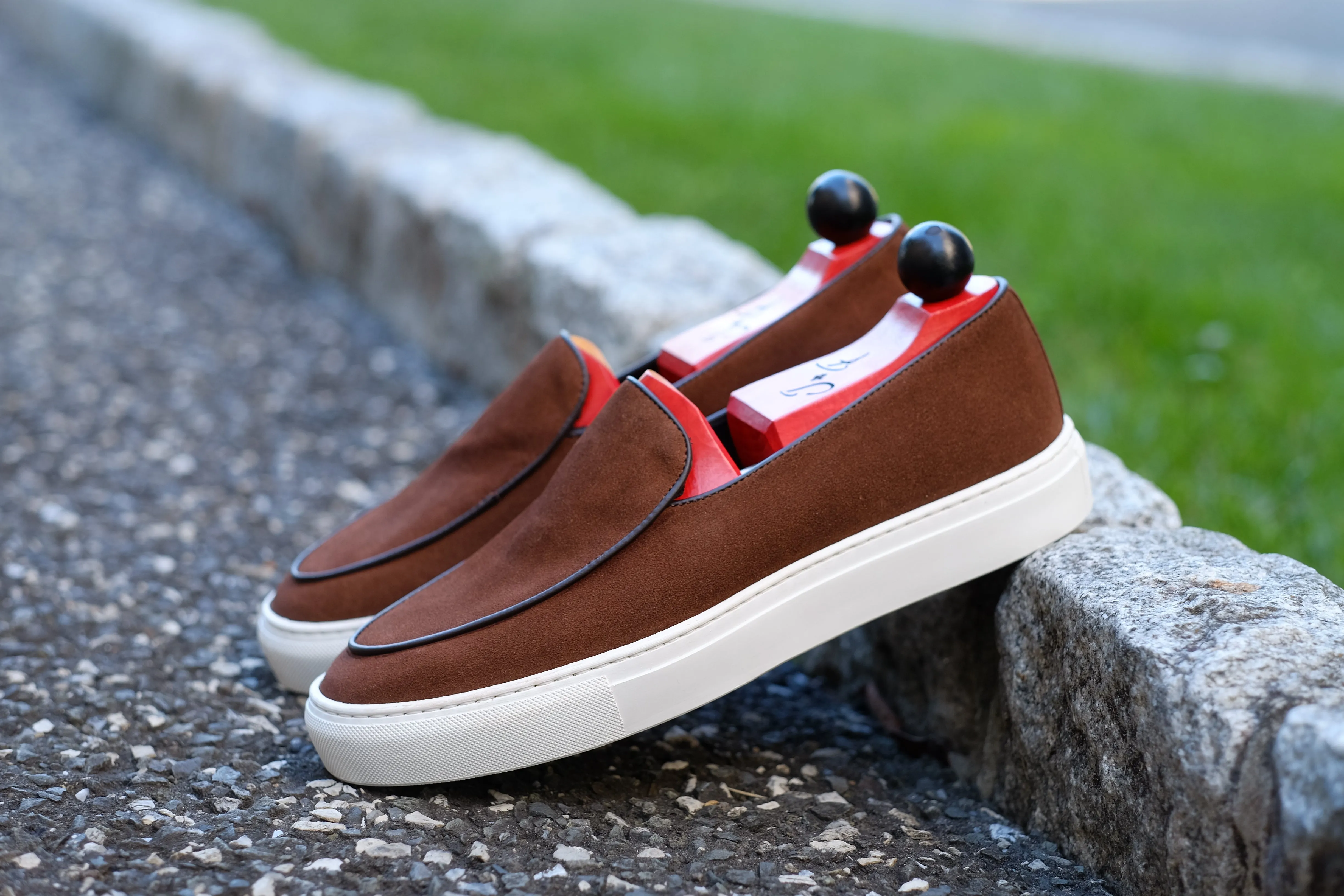 Ellensburg - Brown Suede / Brown Calf Piping - PRE SALE