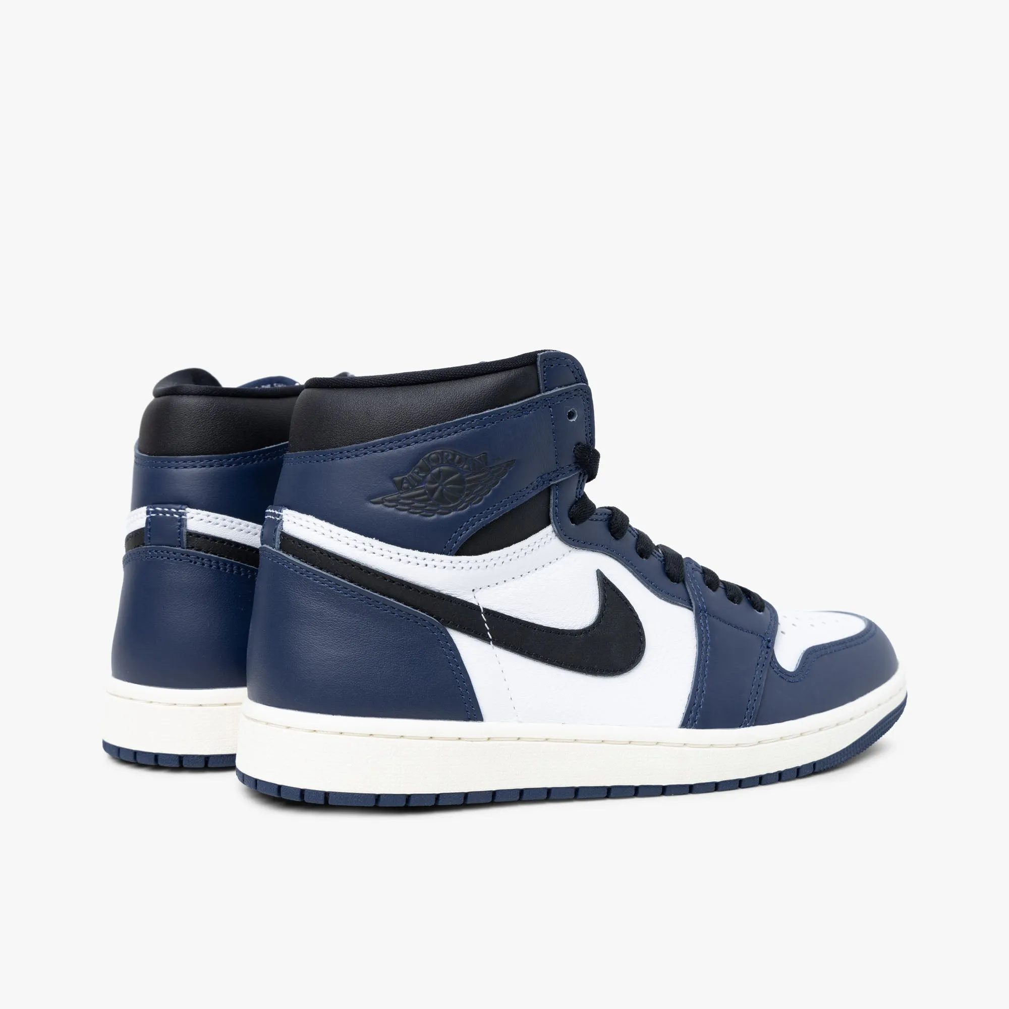 Jordan 1 Retro High OG Midnight Navy / Black - White