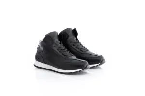 Madagascar sneakers