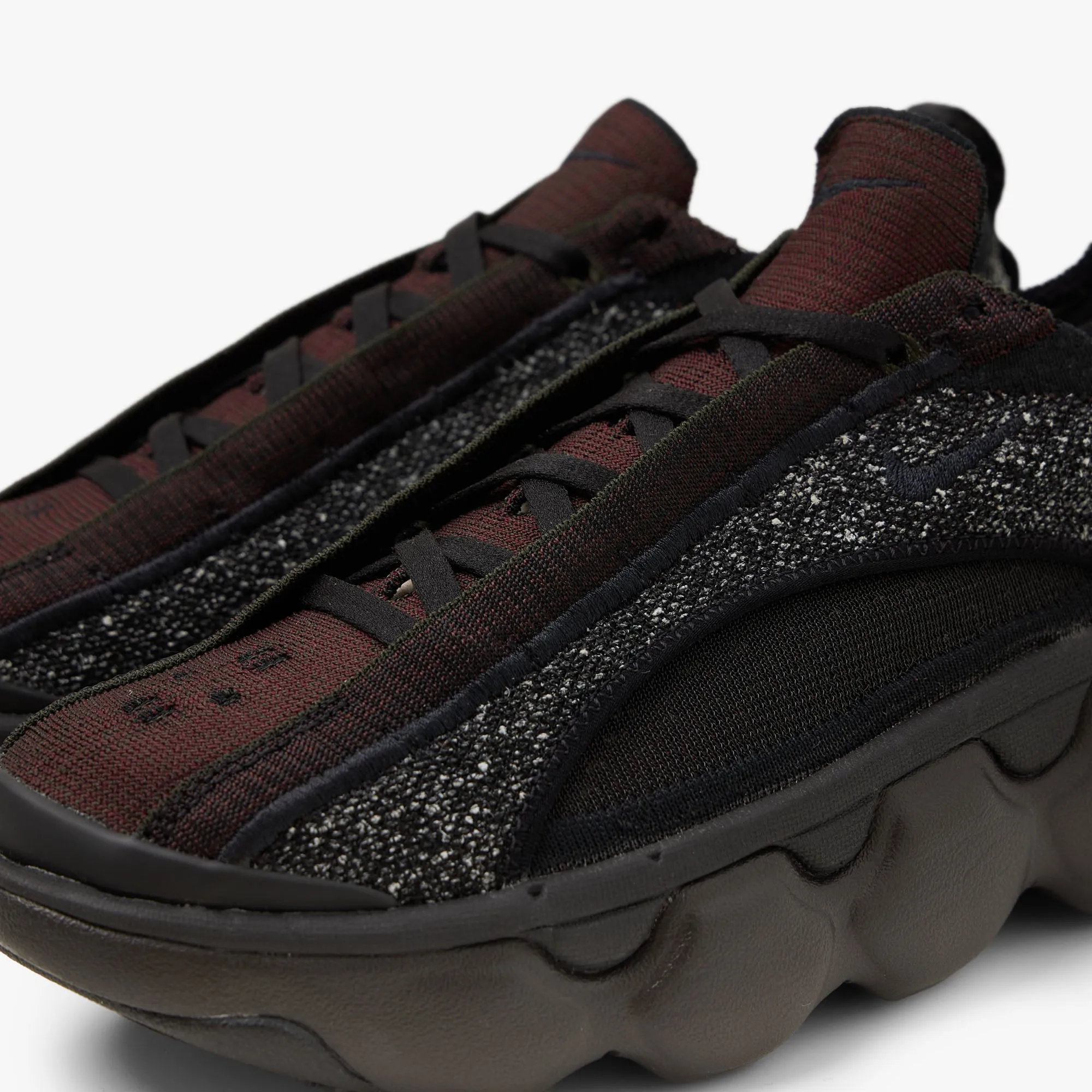 Nike Women's Flyknit Bloom Black / Black - Velvet Brown
