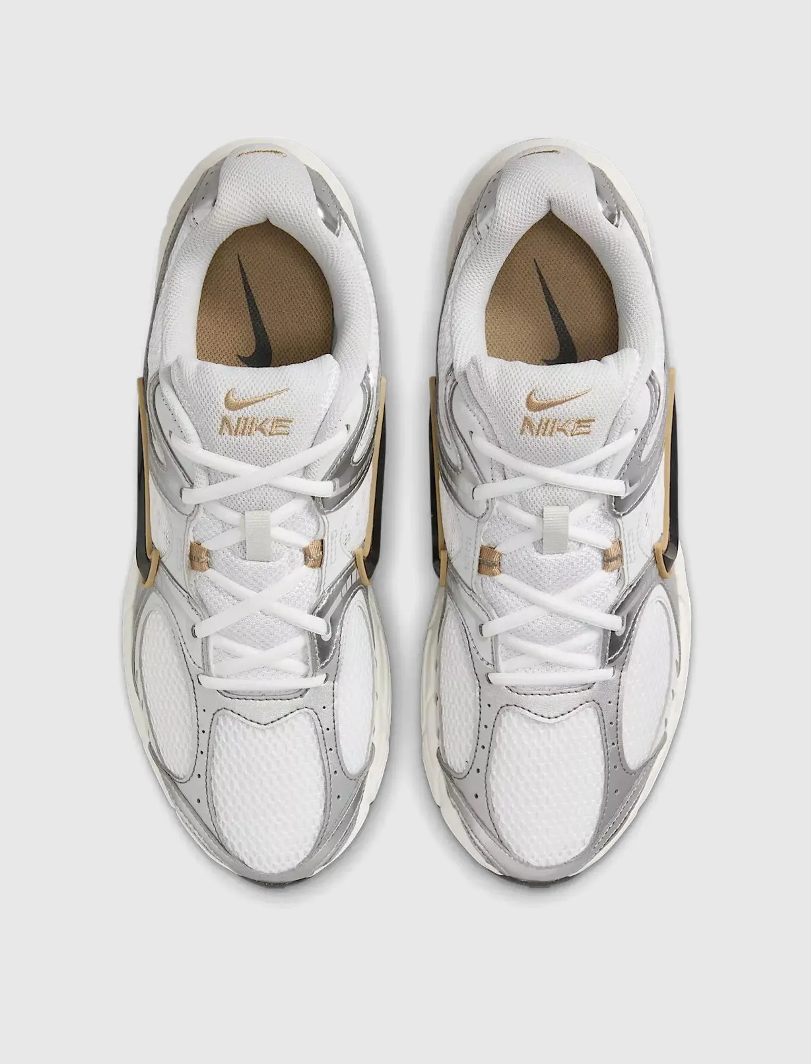 V5 RNR "WHITE/MEDIUM ASH/PARACHUTE BEIGE"