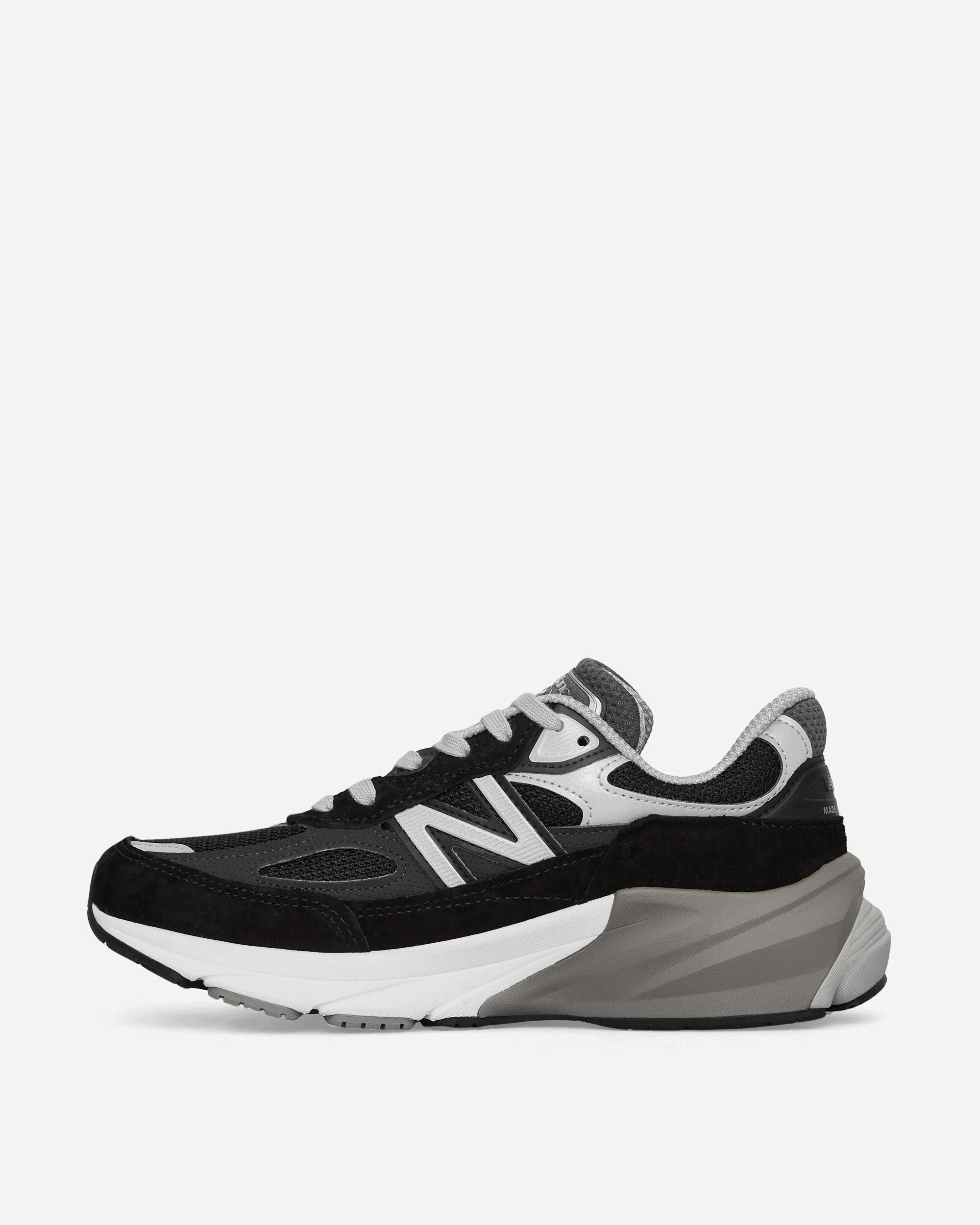 Women's Made in USA 990v6 Sneakers Black / White
