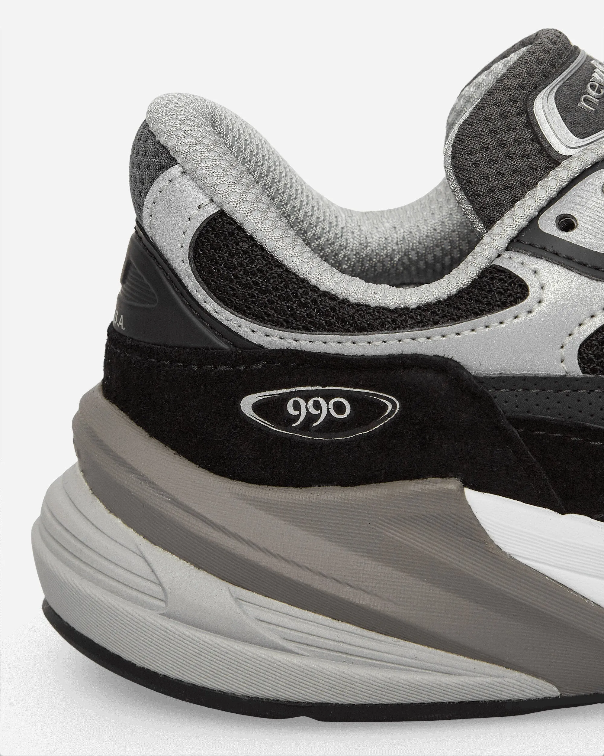 Women's Made in USA 990v6 Sneakers Black / White