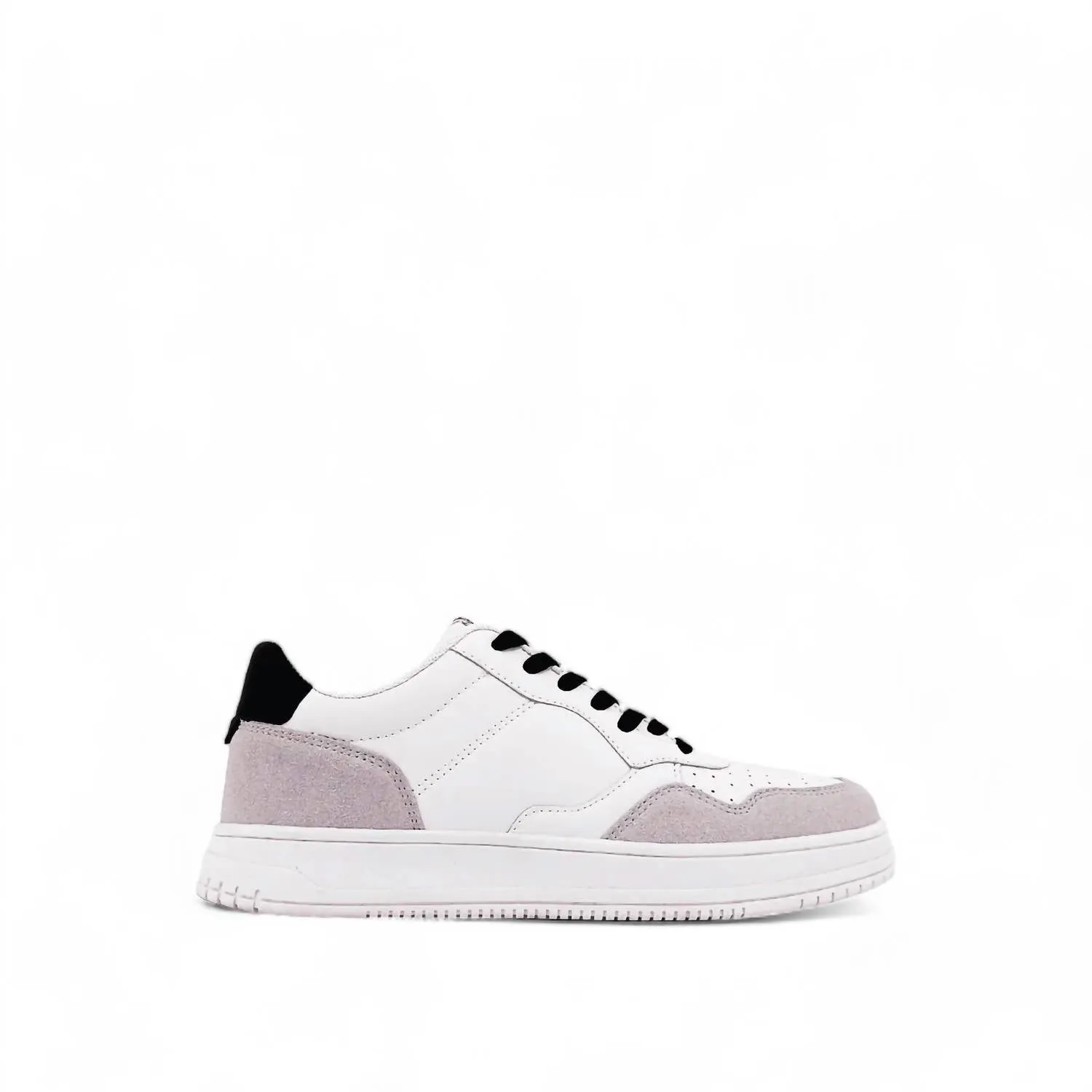 Women's Summer Sneaker In Black