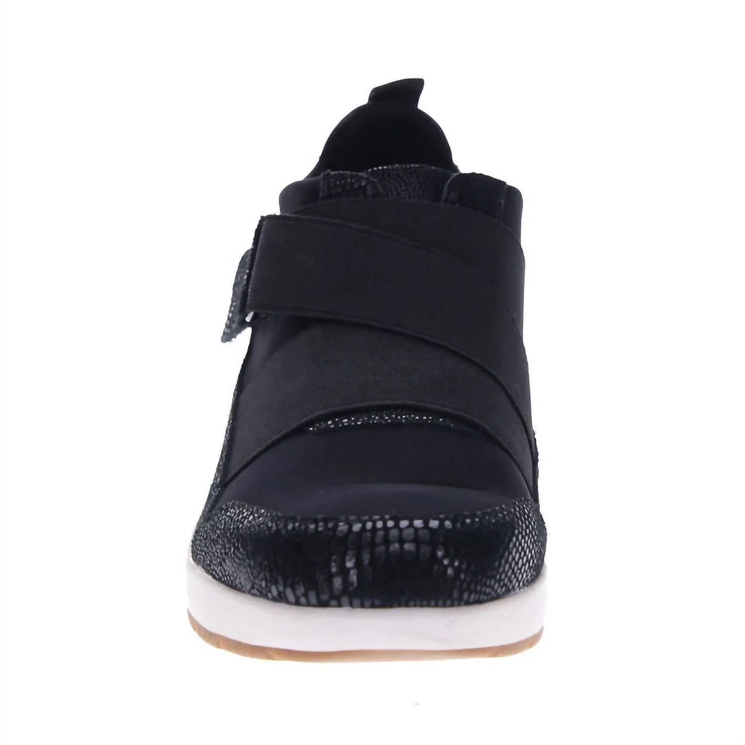 Women's Virginia Adjustable Sneaker - Wide Width In Black Lizard